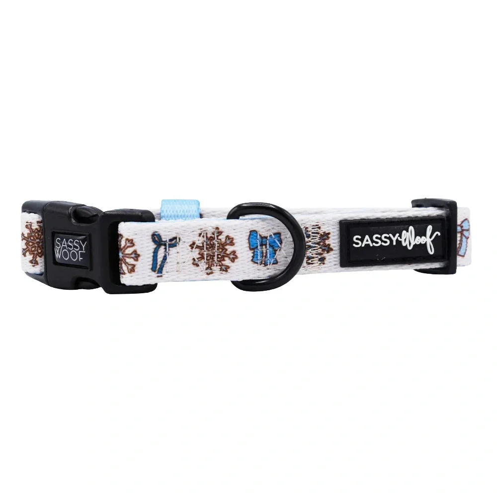 Sassy Woof Let It Bow Dog Collar Size M